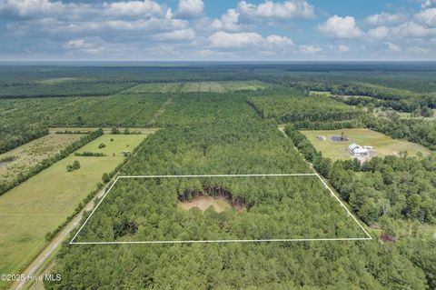 Tiny photo for 0 Chadwick Lane, Burgaw, NC 28425 (MLS # 100526567)