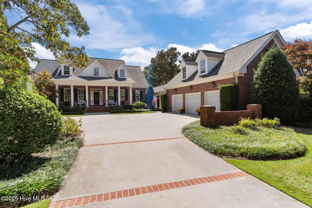Photo of 2122 Auburn Lane, Wilmington, NC 28405 (MLS # 100534250)