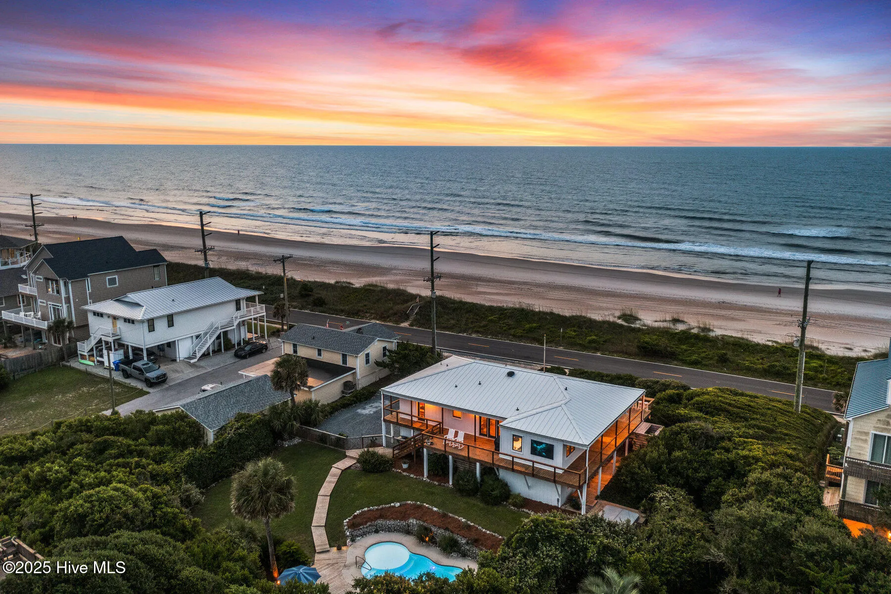Surf City, North Carolina 28445, United States, 4 Bedrooms Bedrooms, ,3 BathroomsBathrooms,Residential,Active,154209