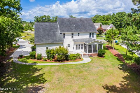 A home in Sneads Ferry