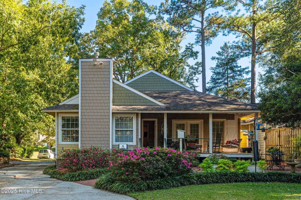 Photo of 211 Sandybrook Road, Wilmington, NC 28411 (MLS # 100538102)