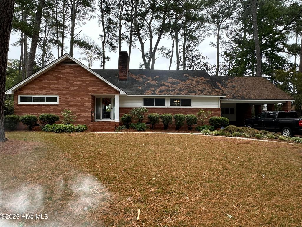 Photo of 1211 S 1st Street, Smithfield, NC 27577 (MLS # 100536188)