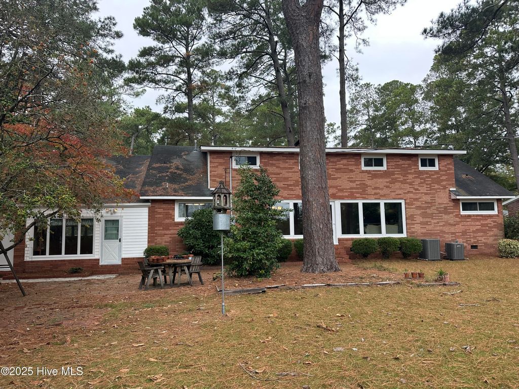 Photo of 1211 S 1st Street, Smithfield, NC 27577 (MLS # 100536188)