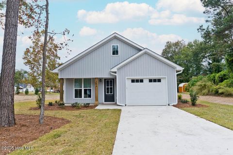 306 Bynum Avenue Maysville NC 28555