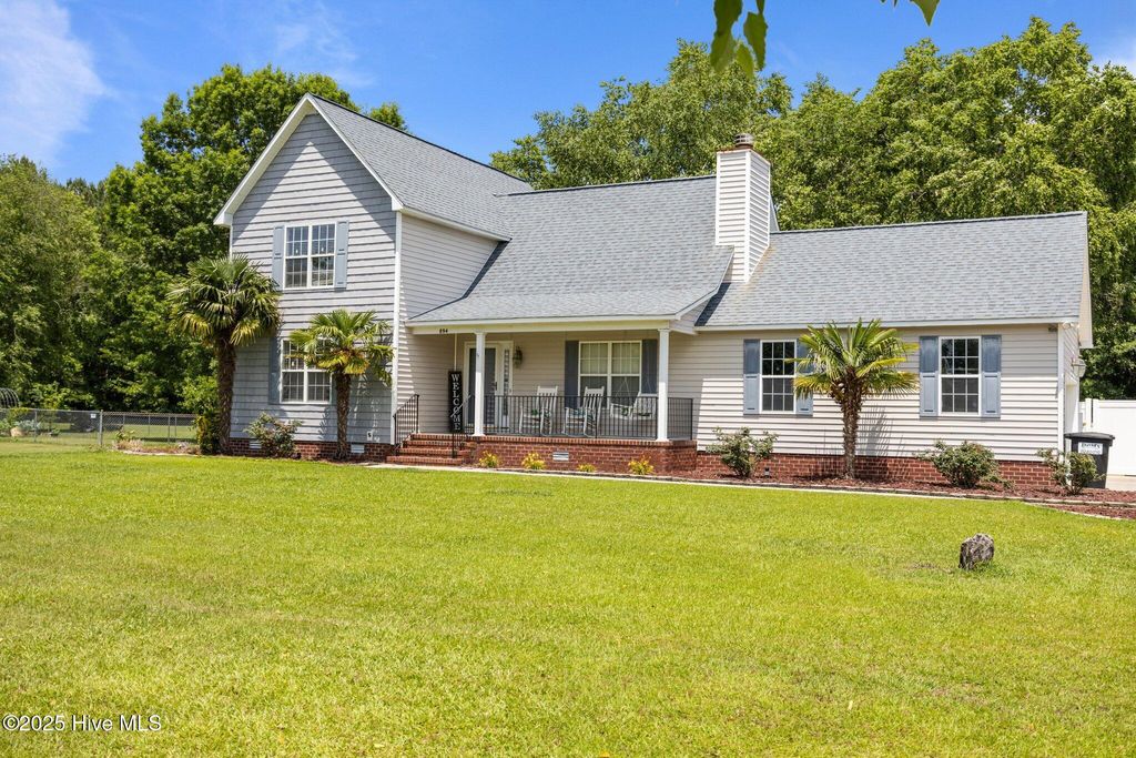 Photo of 894 Sutters Place Drive, Winterville, NC 28590 (MLS # 100532535)