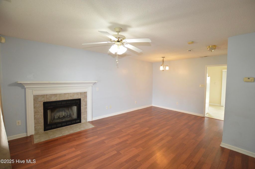 Photo of 158 Settlers Circle, Jacksonville, NC 28546 (MLS # 100536180)