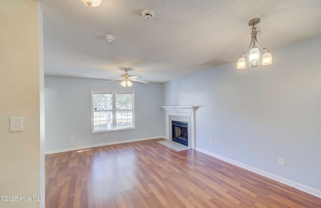 Photo of 158 Settlers Circle, Jacksonville, NC 28546 (MLS # 100536180)