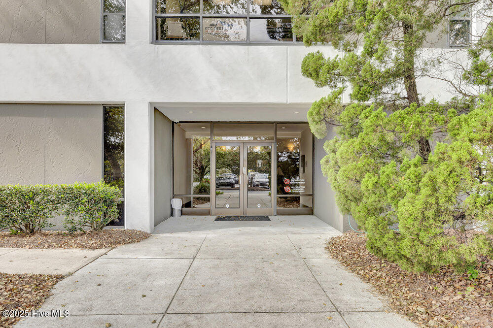 5041 New Centre Drive