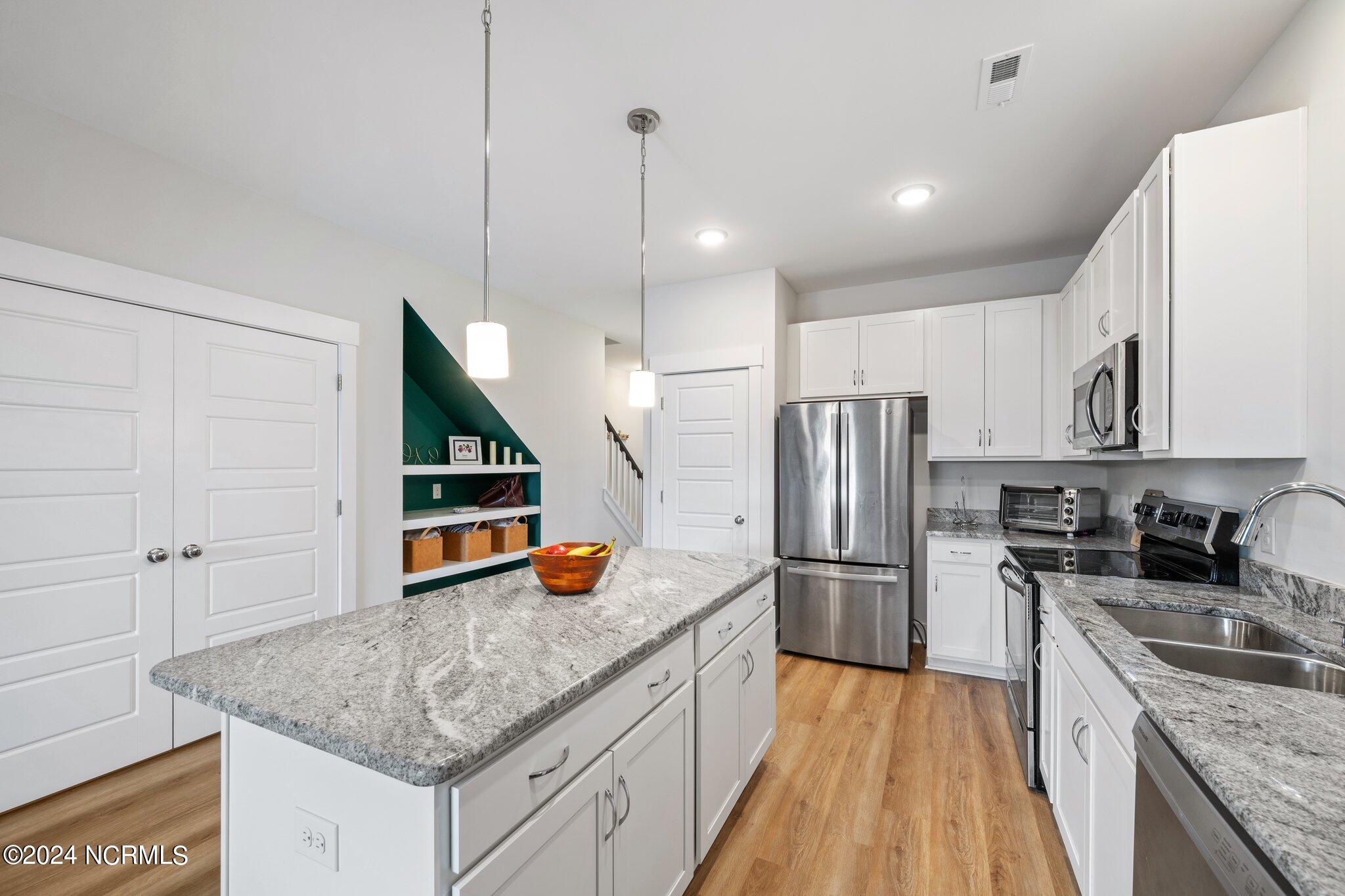 Leland, North Carolina 28479, United States, 3 Bedrooms Bedrooms, ,3 BathroomsBathrooms,Residential,Active,41913