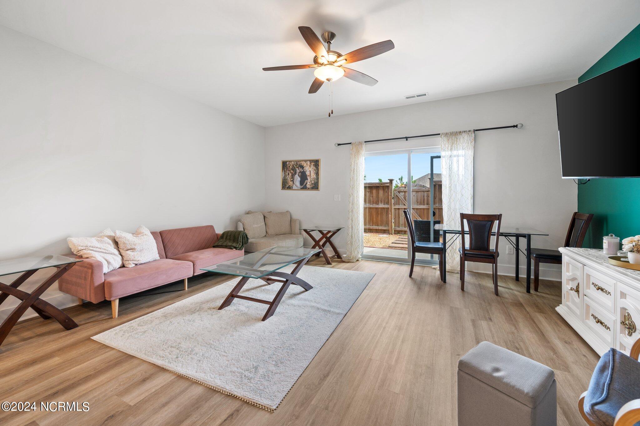 Leland, North Carolina 28479, United States, 3 Bedrooms Bedrooms, ,3 BathroomsBathrooms,Residential,Active,41913