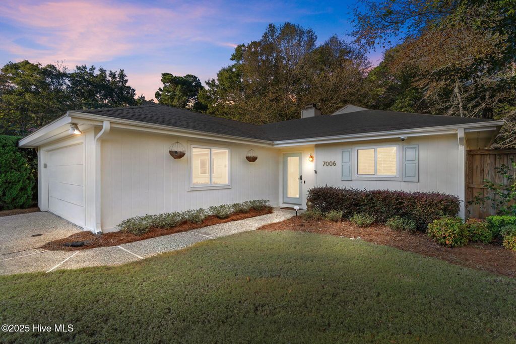 Photo of 7006 Key Point Drive, Wilmington, NC 28405 (MLS # 100537422)