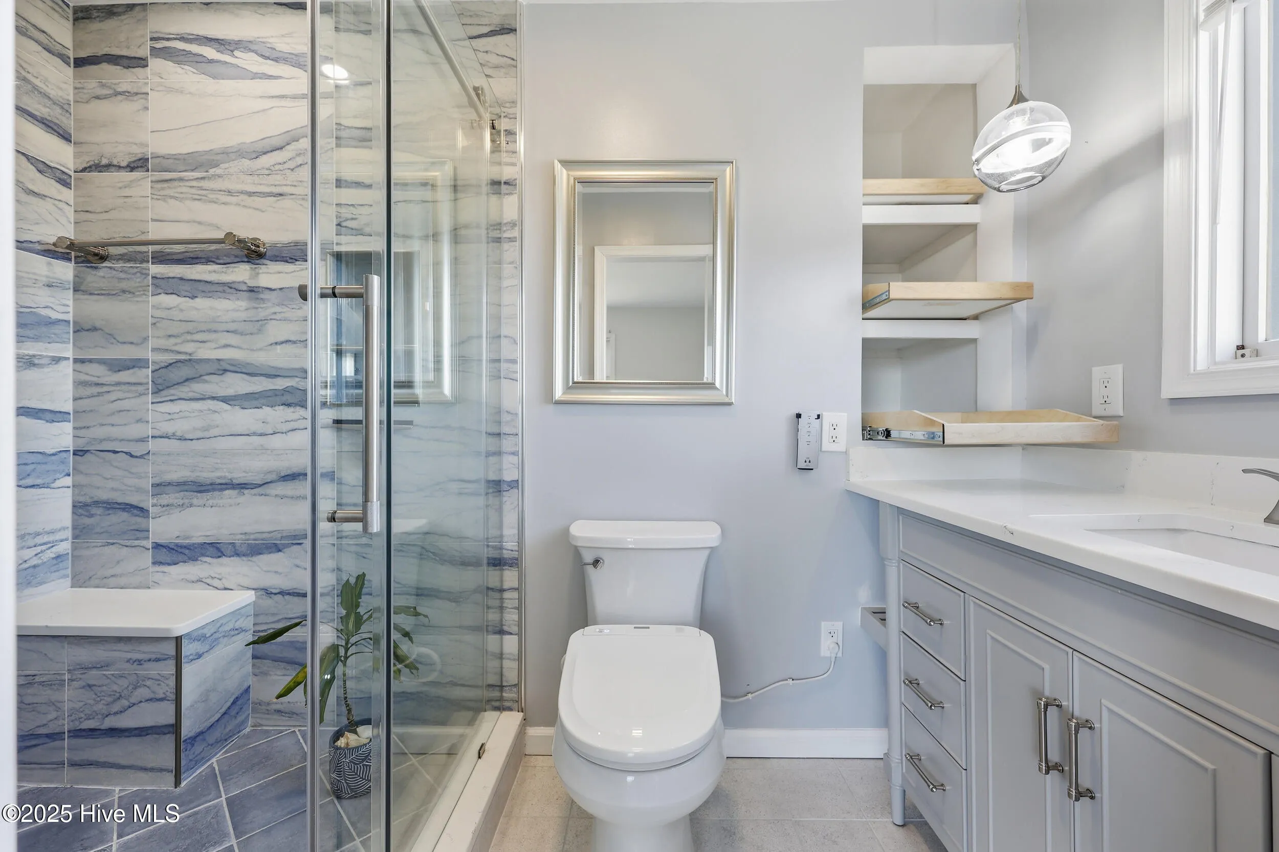 Duck, North Carolina 27949, United States, 2 Bedrooms Bedrooms, ,3 BathroomsBathrooms,Residential,Active,206197