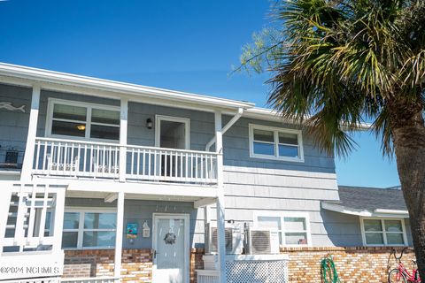 Condominium in Cedar Point NC 109 Cedar Lane.jpg