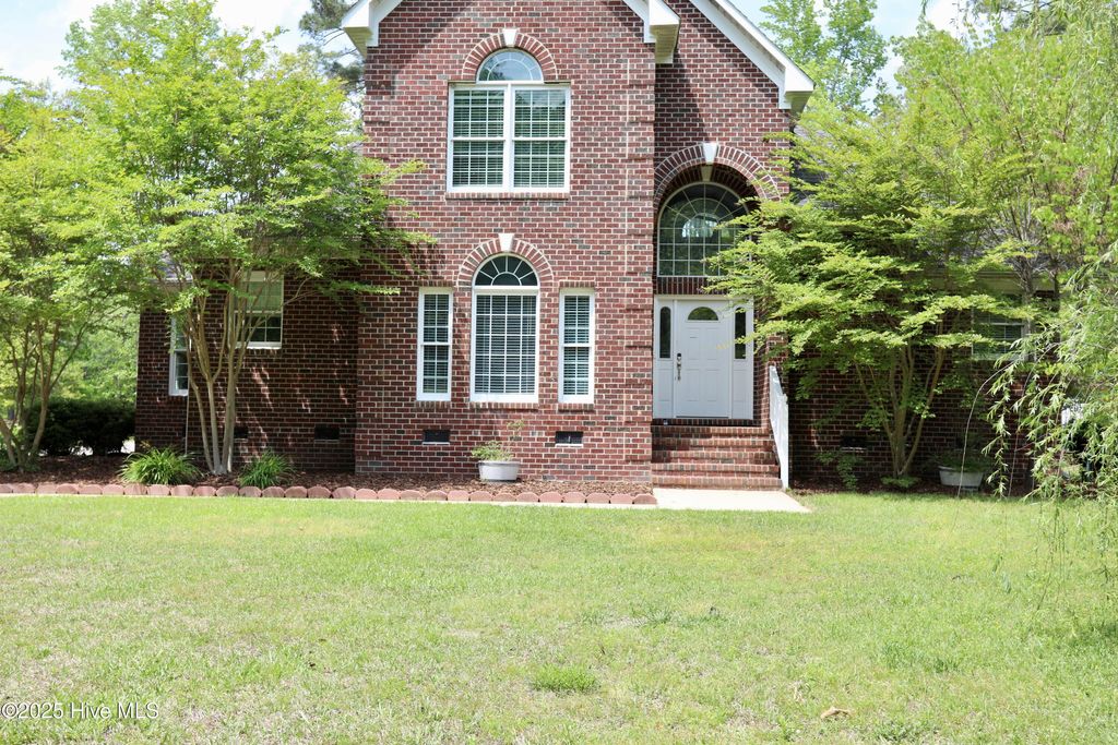 Photo of 339 Loblolly Drive, Vass, NC 28394 (MLS # 100502678)