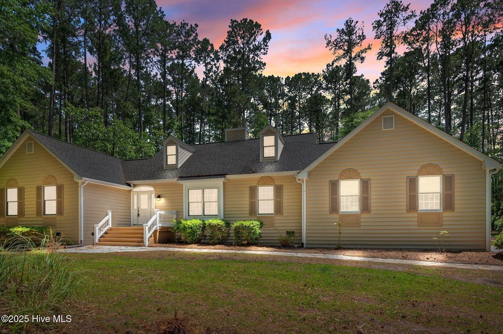 Photo of 600 Pamlico River Drive, Washington, NC 27889 (MLS # 100508722)