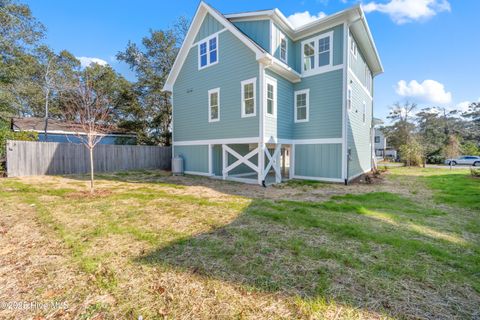 A home in Oak Island