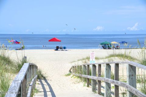 A home in Oak Island