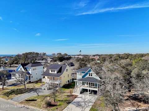 A home in Oak Island