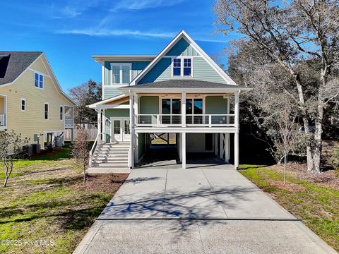 A home in Oak Island