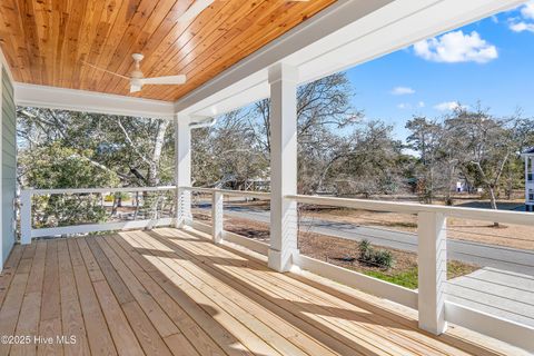 A home in Oak Island