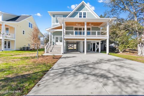 A home in Oak Island