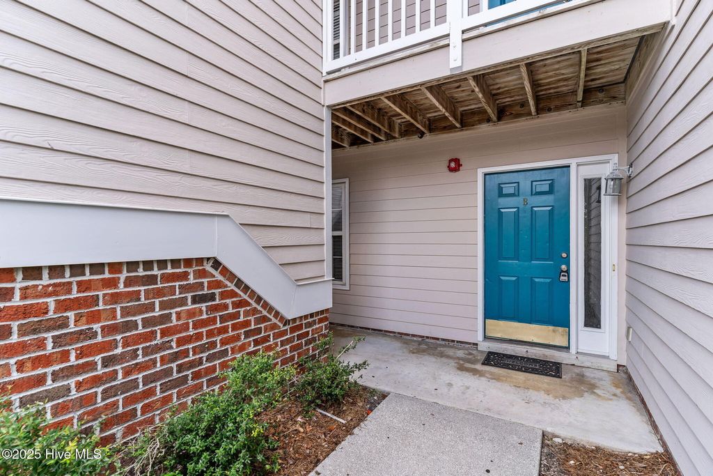 Photo of 909 Litchfield Way #B, Wilmington, NC 28405 (MLS # 100524457)