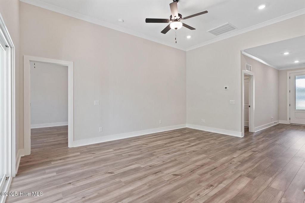 Photo of 146 Umbrella Palm Drive, Hampstead, NC 28443 (MLS # 100534001)