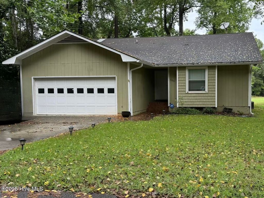 Photo of 684 Wren Lane, Vass, NC 28394 (MLS # 100525244)