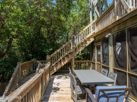 A home in North Topsail Beach