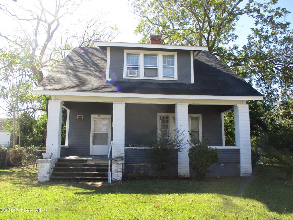 Photo of 113 E Bright Street, Kinston, NC 28501 (MLS # 100538668)