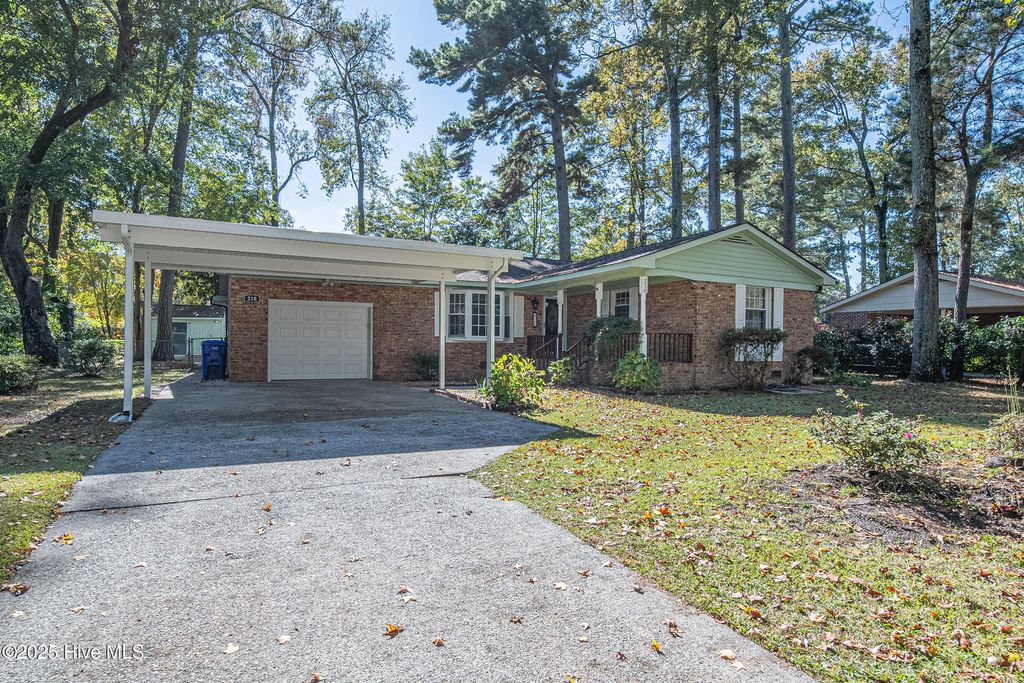 Photo of 210 Westhaven Road, Greenville, NC 27834 (MLS # 100540107)