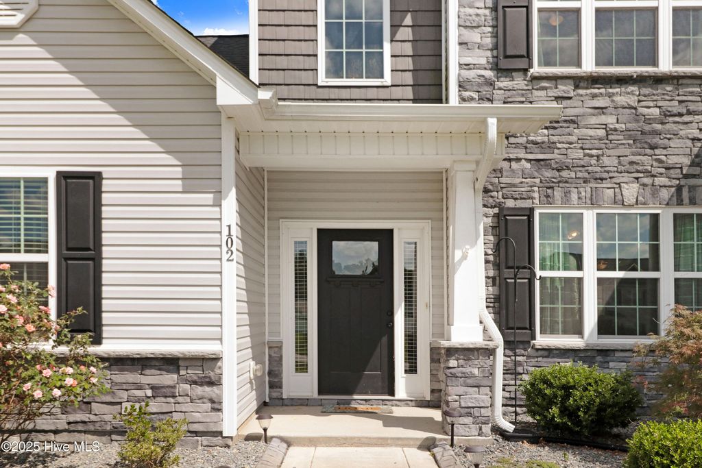 Photo of 102 Jeter Drive, Pikeville, NC 27863 (MLS # 100517339)