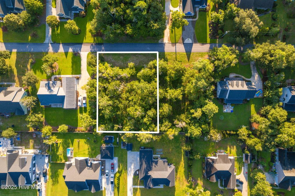 Photo of 209 Coventry Road, Morehead City, NC 28557 (MLS # 100527695)