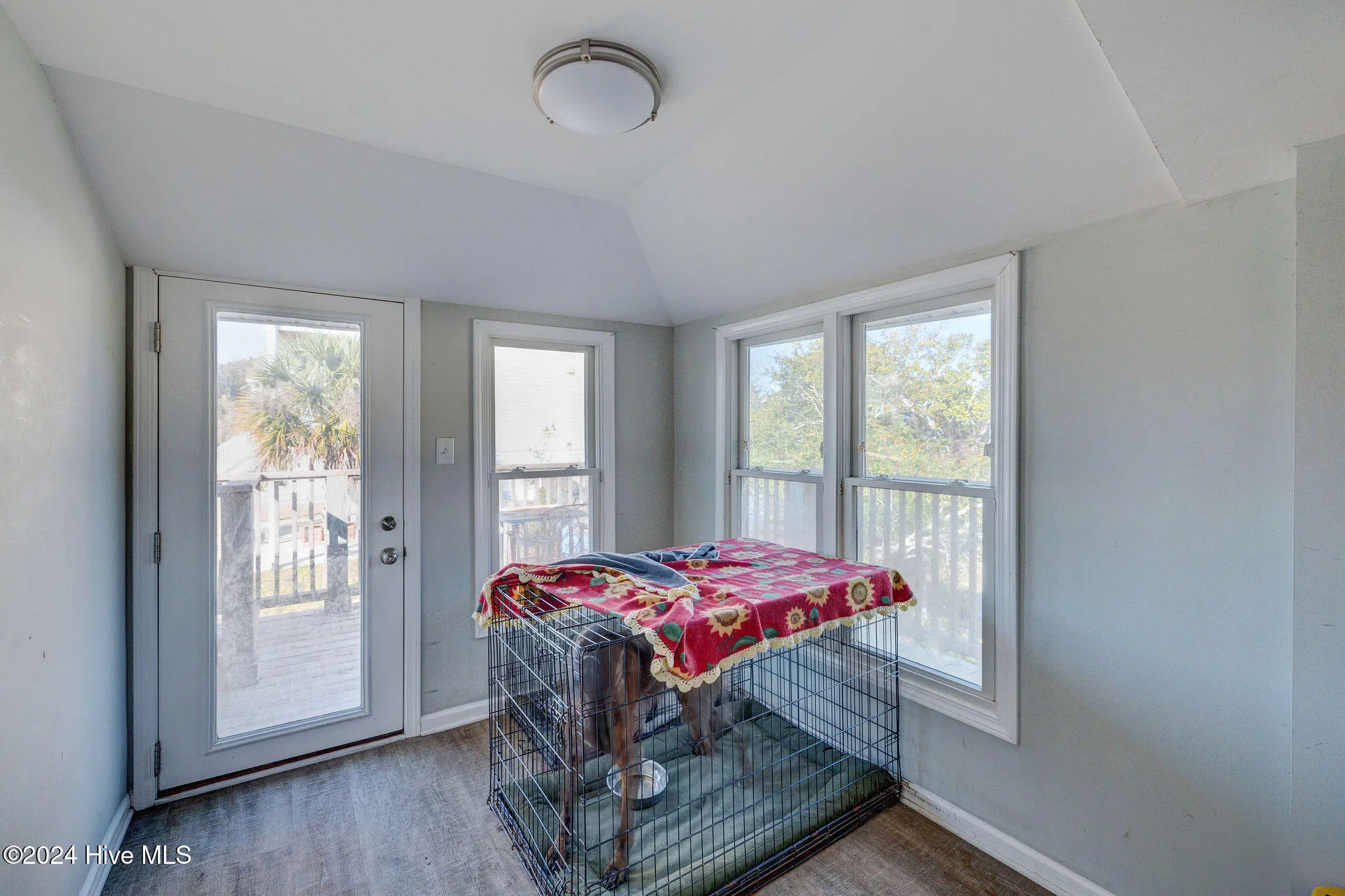 Carolina Beach, North Carolina 28428, United States, 2 Bedrooms Bedrooms, ,2 BathroomsBathrooms,Residential,Active,37393