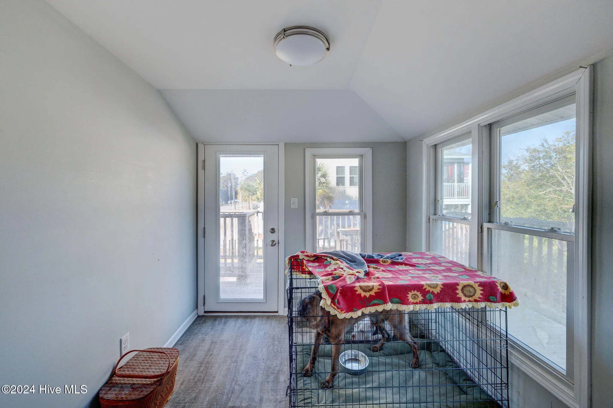 Carolina Beach, North Carolina 28428, United States, 2 Bedrooms Bedrooms, ,2 BathroomsBathrooms,Residential,Active,37393