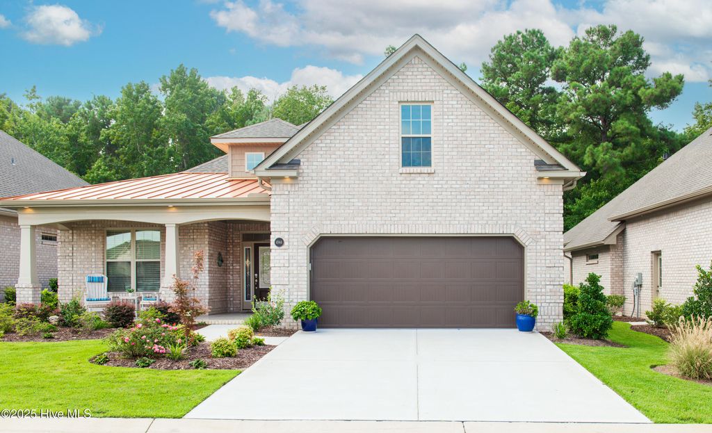 Photo of 4944 Captiva Court SE, Southport, NC 28461 (MLS # 100526879)
