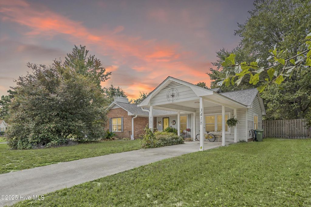 Photo of 3418 Marsh Hawk Court, Wilmington, NC 28409 (MLS # 100530241)