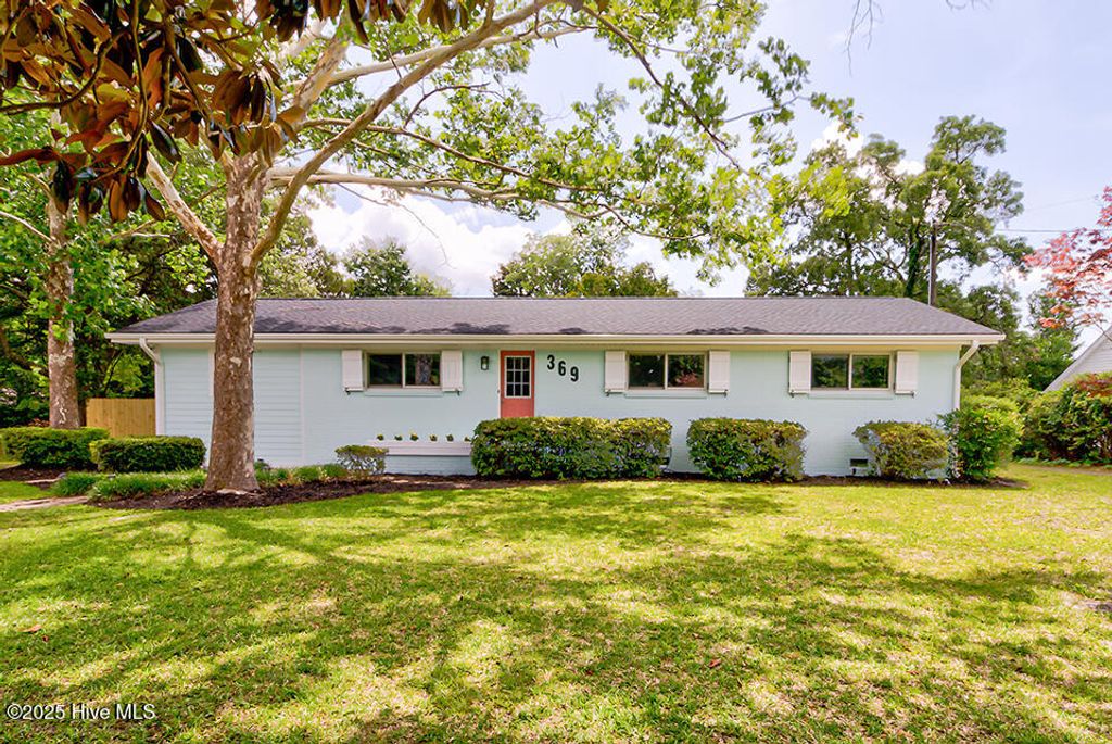 Photo of 369 Toulon Drive, Wilmington, NC 28405 (MLS # 100514367)
