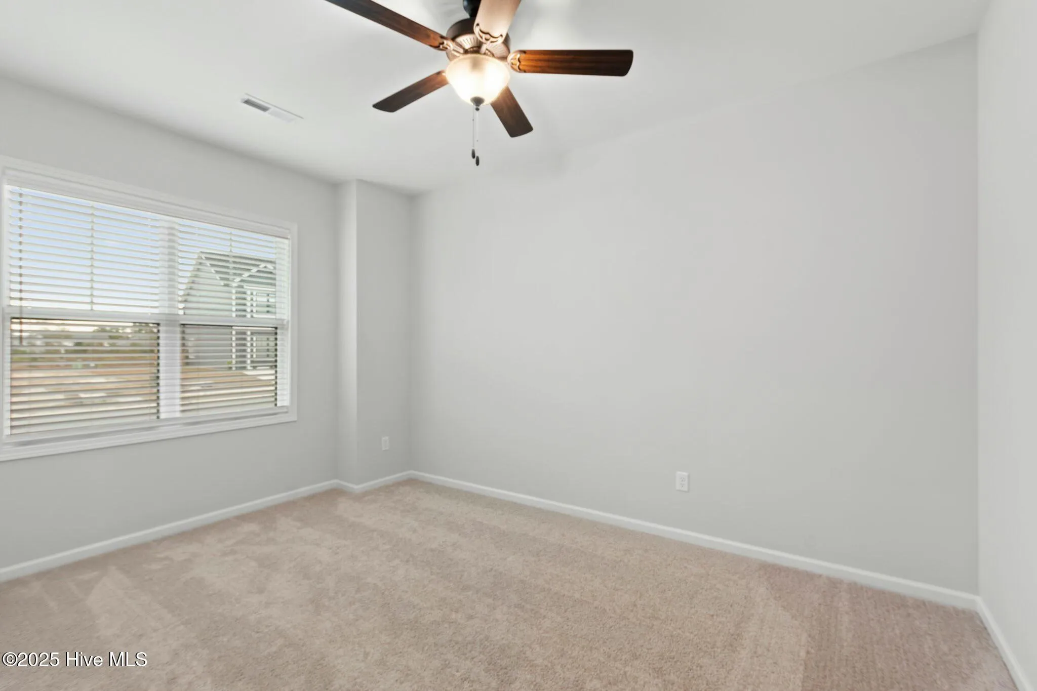 Leland, North Carolina 28479, United States, 3 Bedrooms Bedrooms, ,3 BathroomsBathrooms,Residential,Active,173813