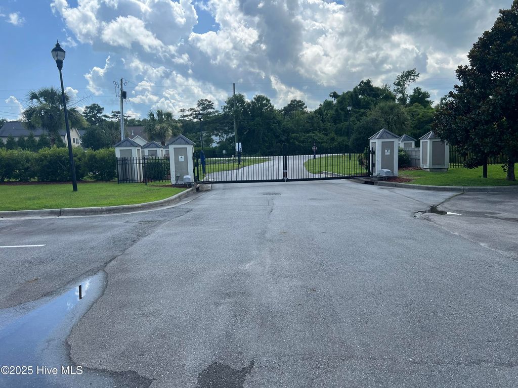 Photo of 4 Schooner Drive, Swansboro, NC 28584 (MLS # 100519602)