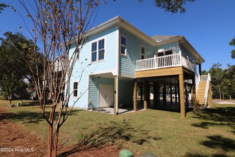 A home in Oak Island