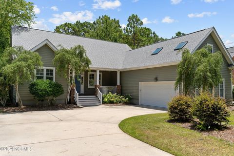 Single Family Residence in Southport NC 3582 Ruddy Duck Wynd.jpg