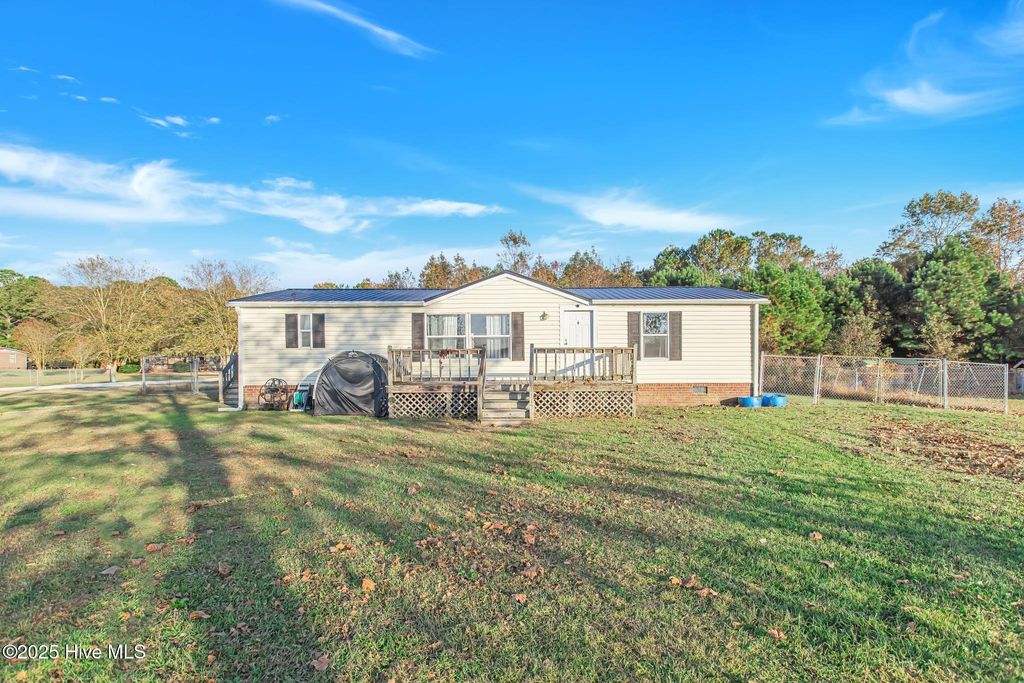 Photo of 1117 Haw Branch Road, Beulaville, NC 28518 (MLS # 100542226)