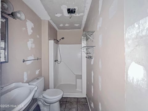 Tiny photo for 512 E Springhill Terrace, Jacksonville, NC 28546 (MLS # 100539778)