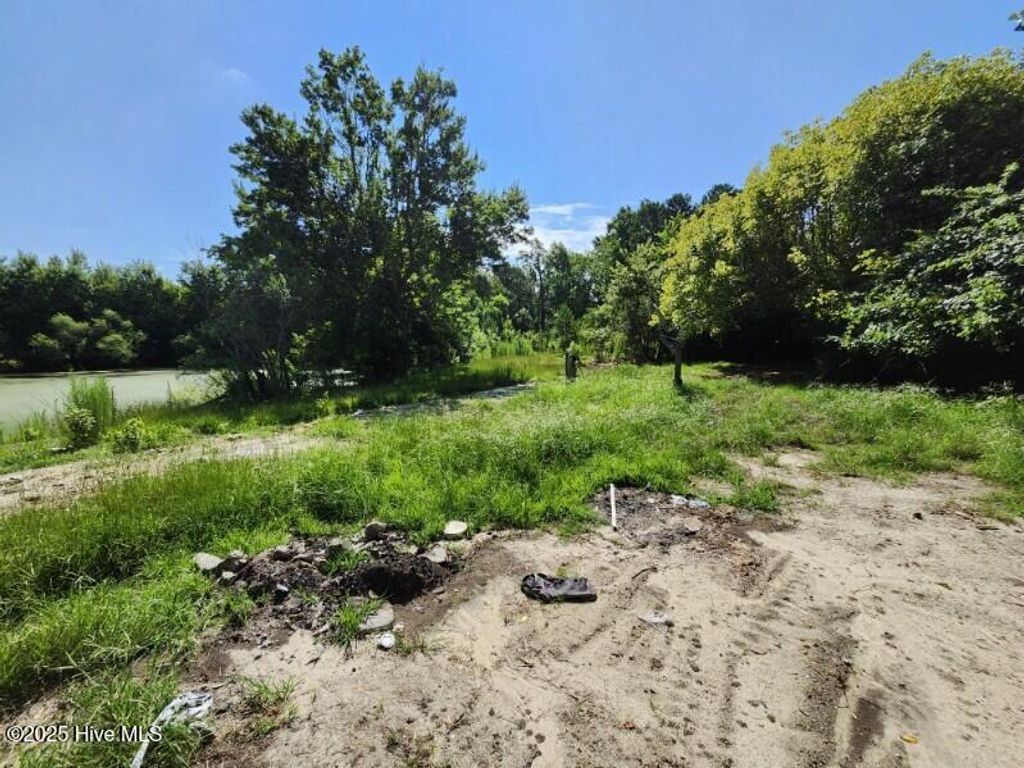 Photo of 306 Howards Landing Road, Hampstead, NC 28443 (MLS # 100518586)