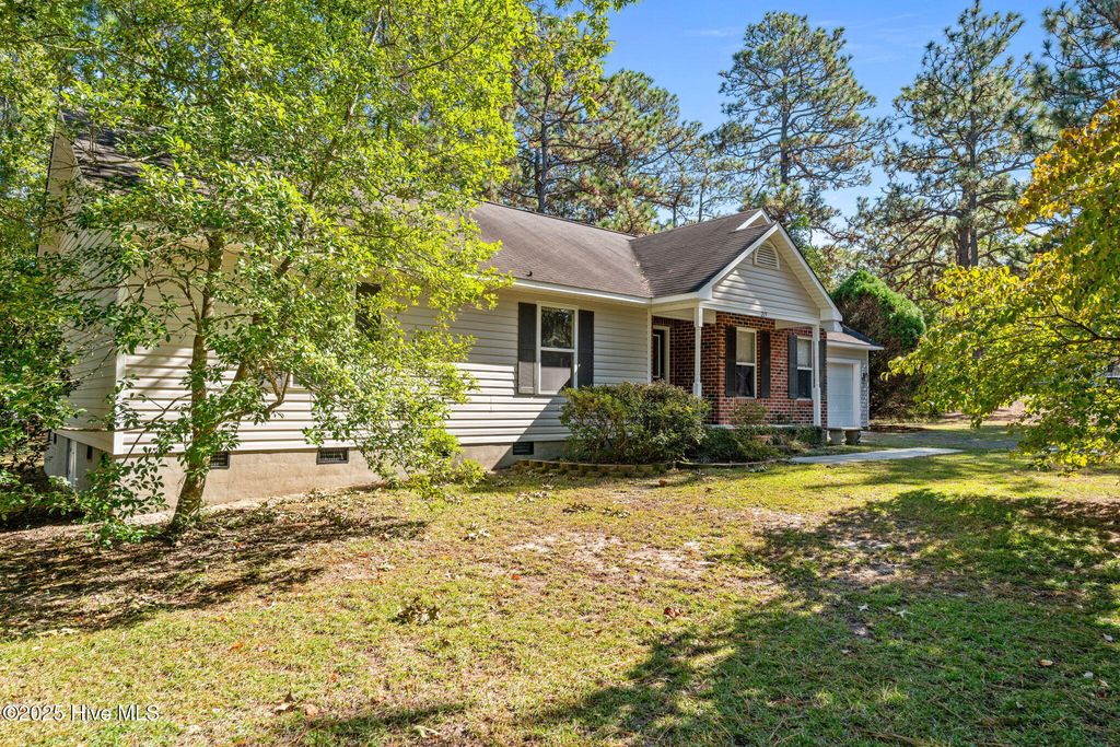 Photo of 215 N Pear Street, Pinebluff, NC 28373 (MLS # 100535989)
