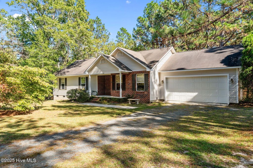 Photo of 215 N Pear Street, Pinebluff, NC 28373 (MLS # 100535989)