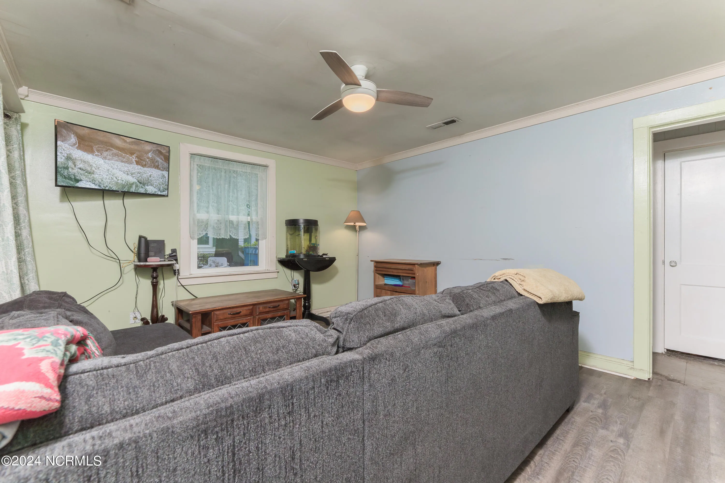 Wilmington, North Carolina 28401, United States, 2 Bedrooms Bedrooms, ,2 BathroomsBathrooms,Residential,Pending,49014