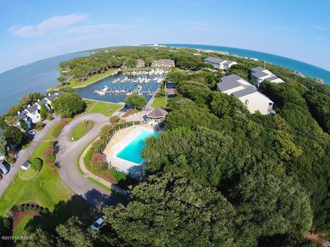 A home in Pine Knoll Shores