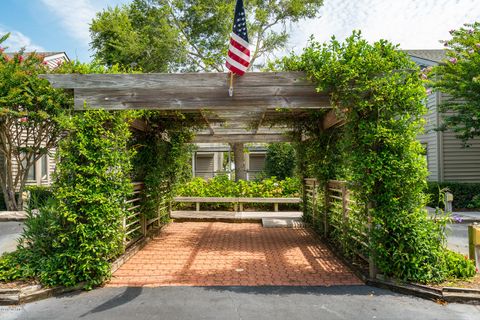 A home in Pine Knoll Shores